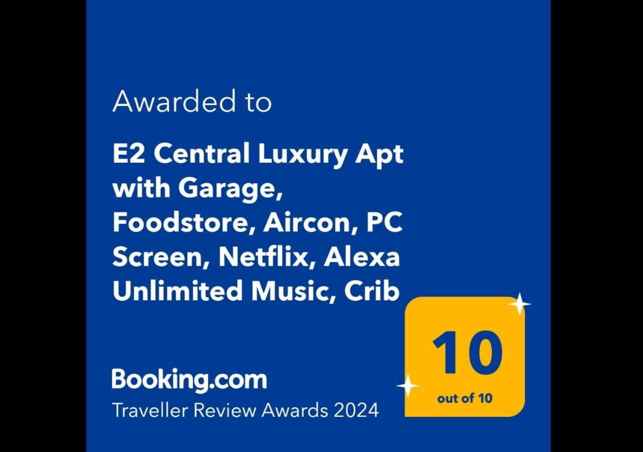 E2 Luxury Oldtown Apt - 2X Parking, Foodstore, Pcscreen, Netflix, Unlimited Music, Crib, Babychair, Fastwifi, Aircon Kosice Ngoại thất bức ảnh